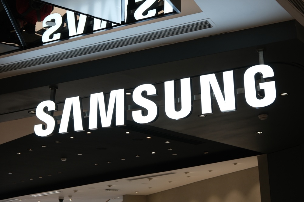 Semiconductor Market Share Competition - Samsung vs SK Hynix