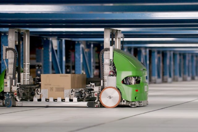 Symbotic autonomous warehouse robot operating in a distribution center