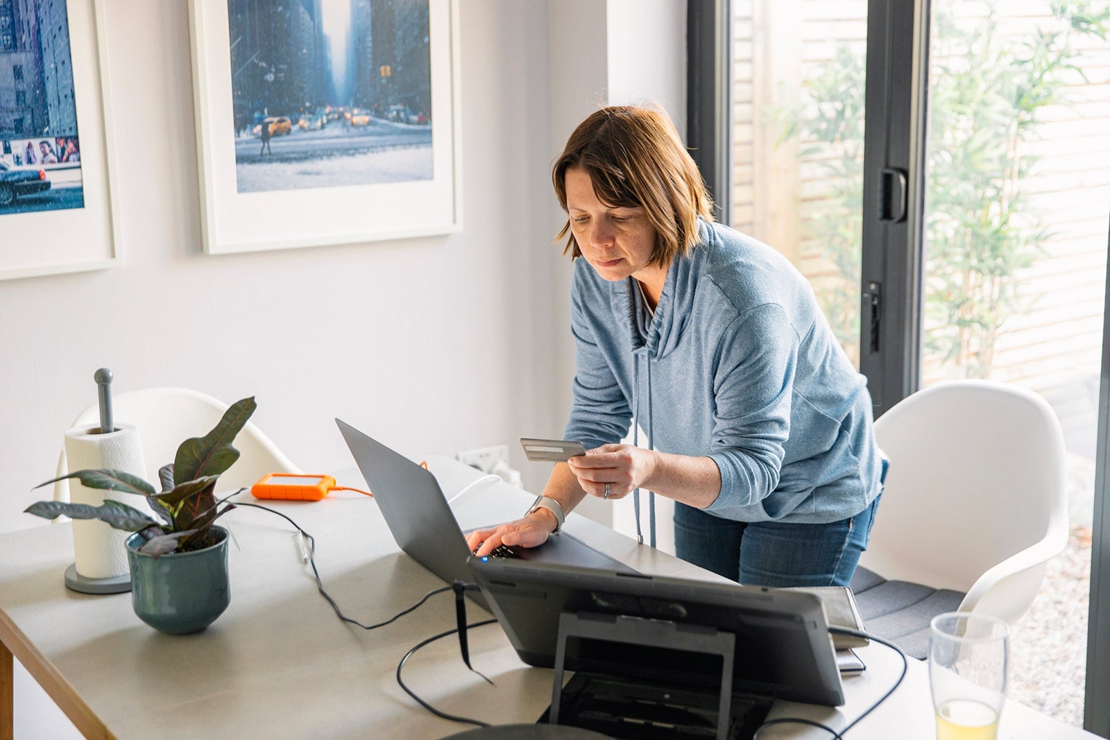 Online payment and rewards credit card usage