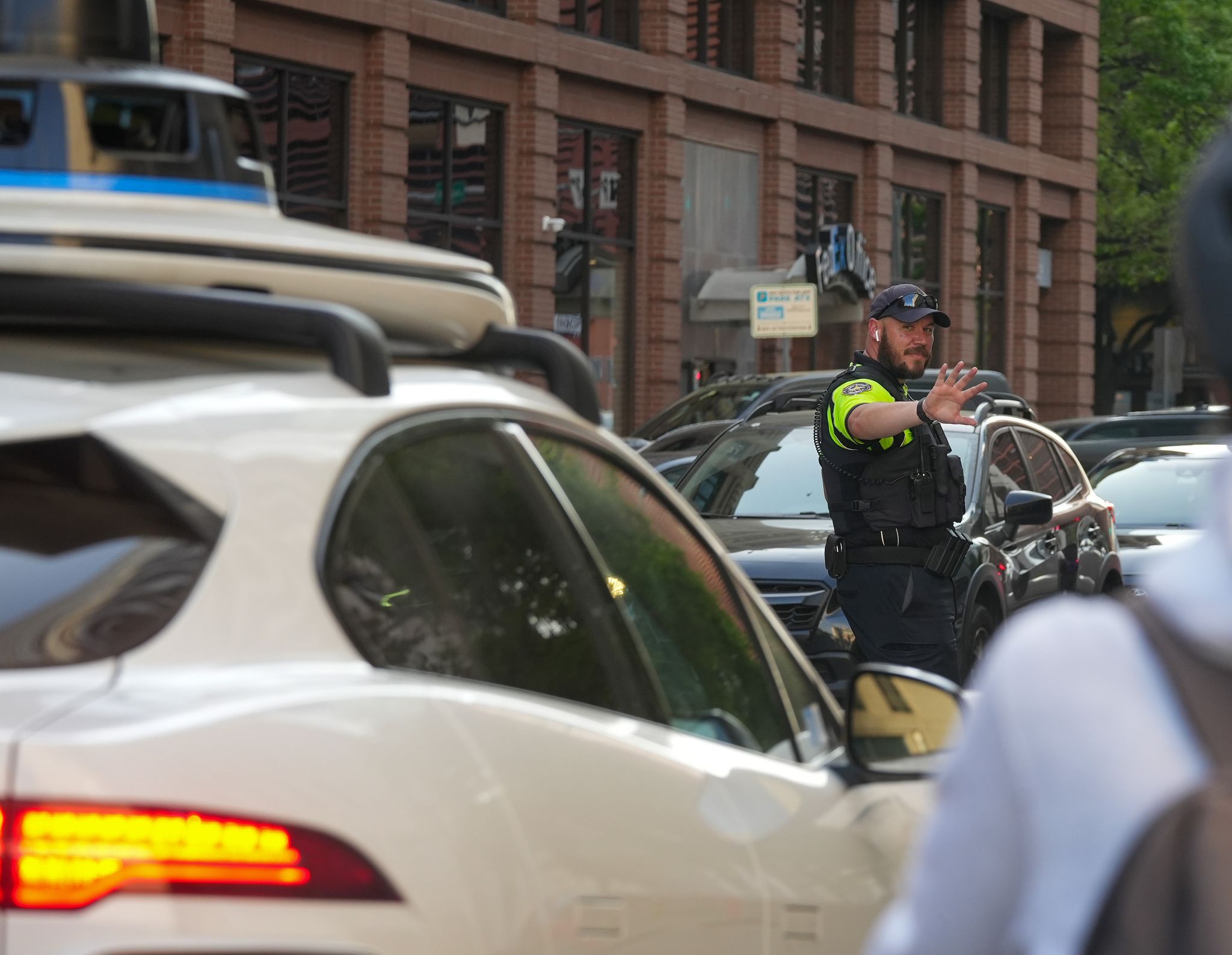 Waymo robotaxi in Austin, Texas amid emergency response concerns