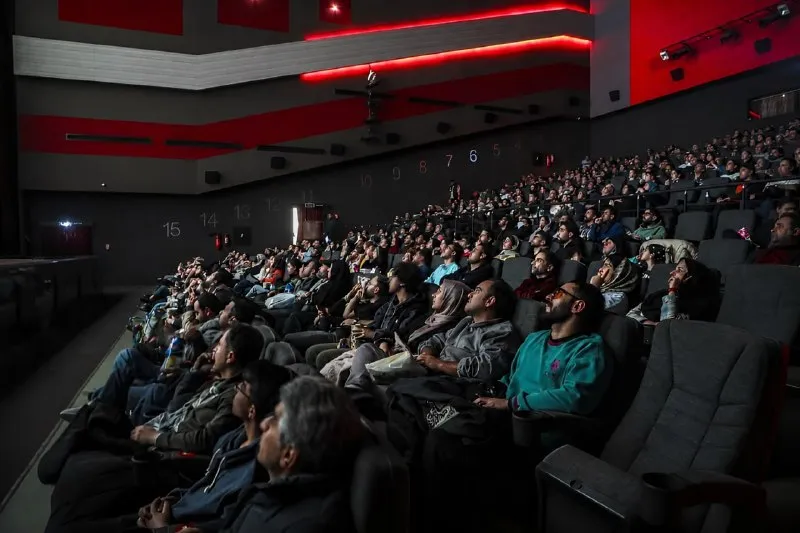 Emergency plan for cinema network