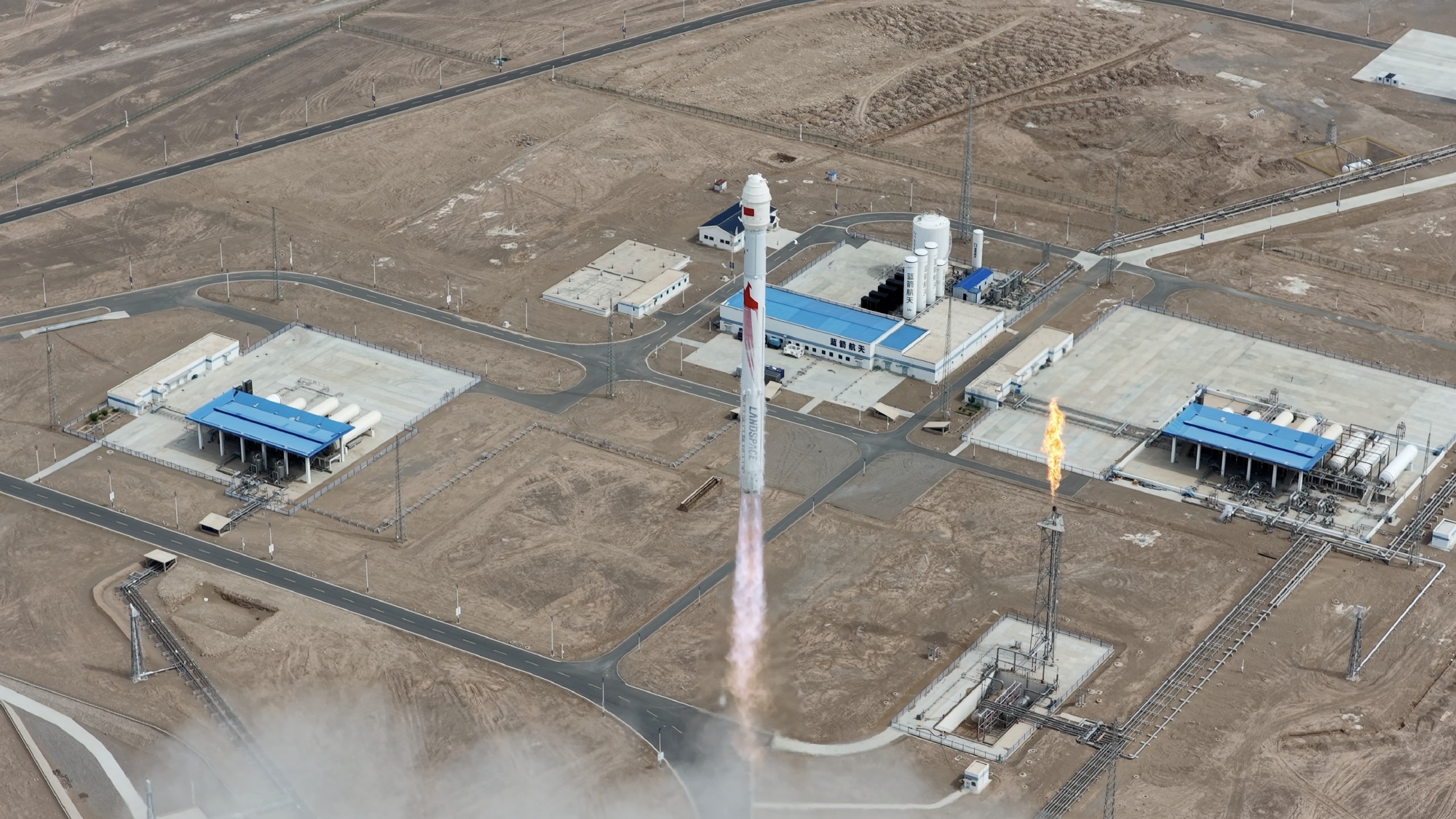 Zhuque-2E mass simulator ahead of the May 2026 return-to-flight launch by Landspace