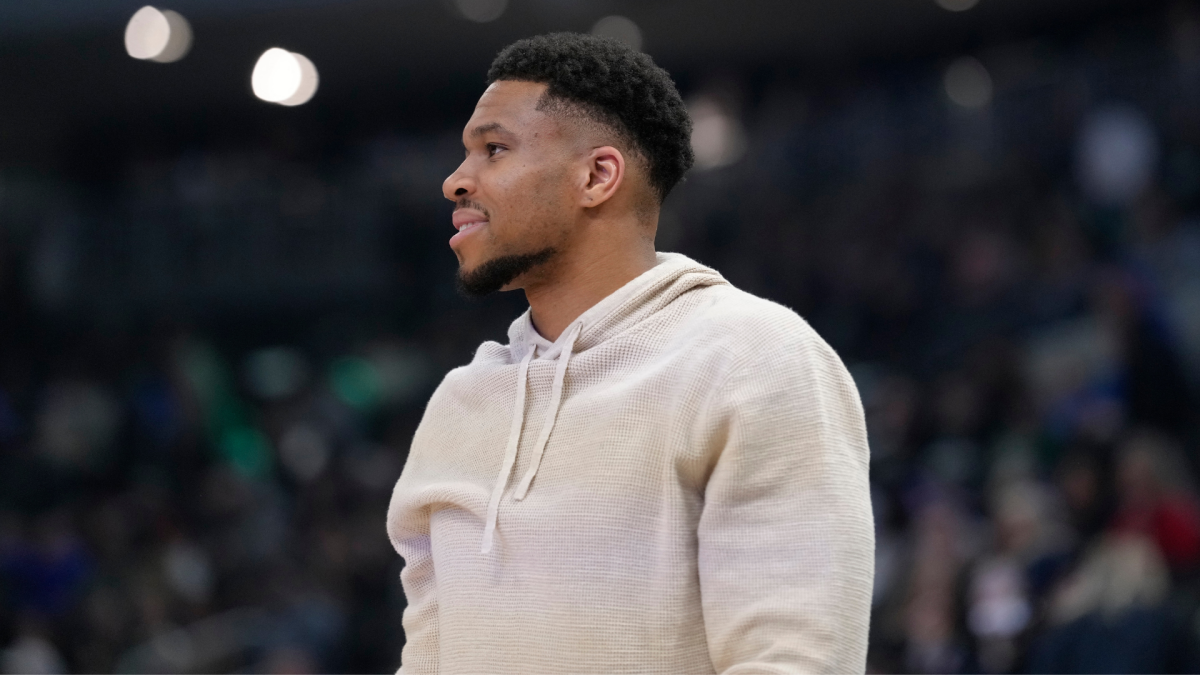 Giannis Antetokounmpo trade rumors heating up this offseason