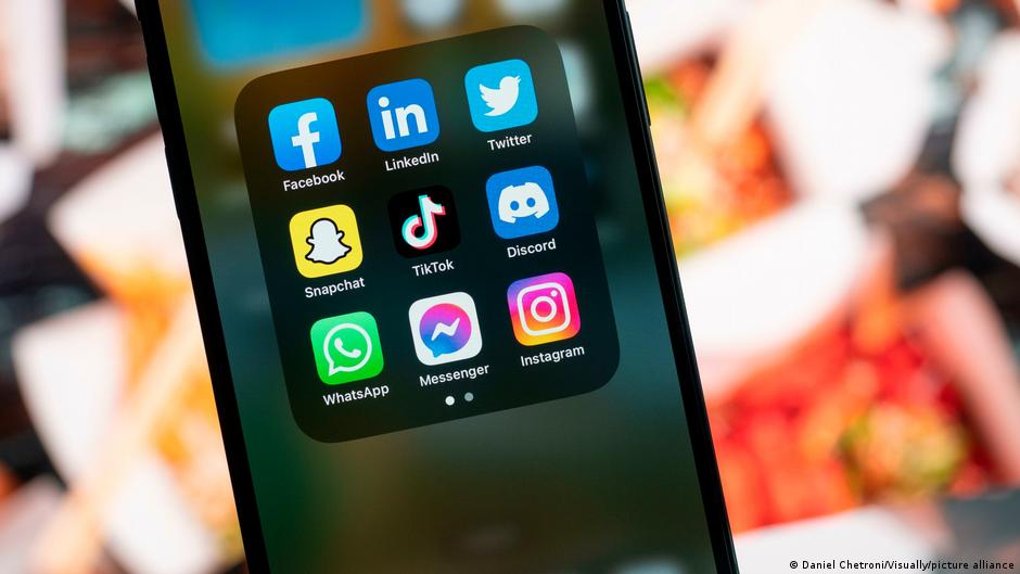 Ireland media regulator DW investigation into Facebook Instagram dark patterns