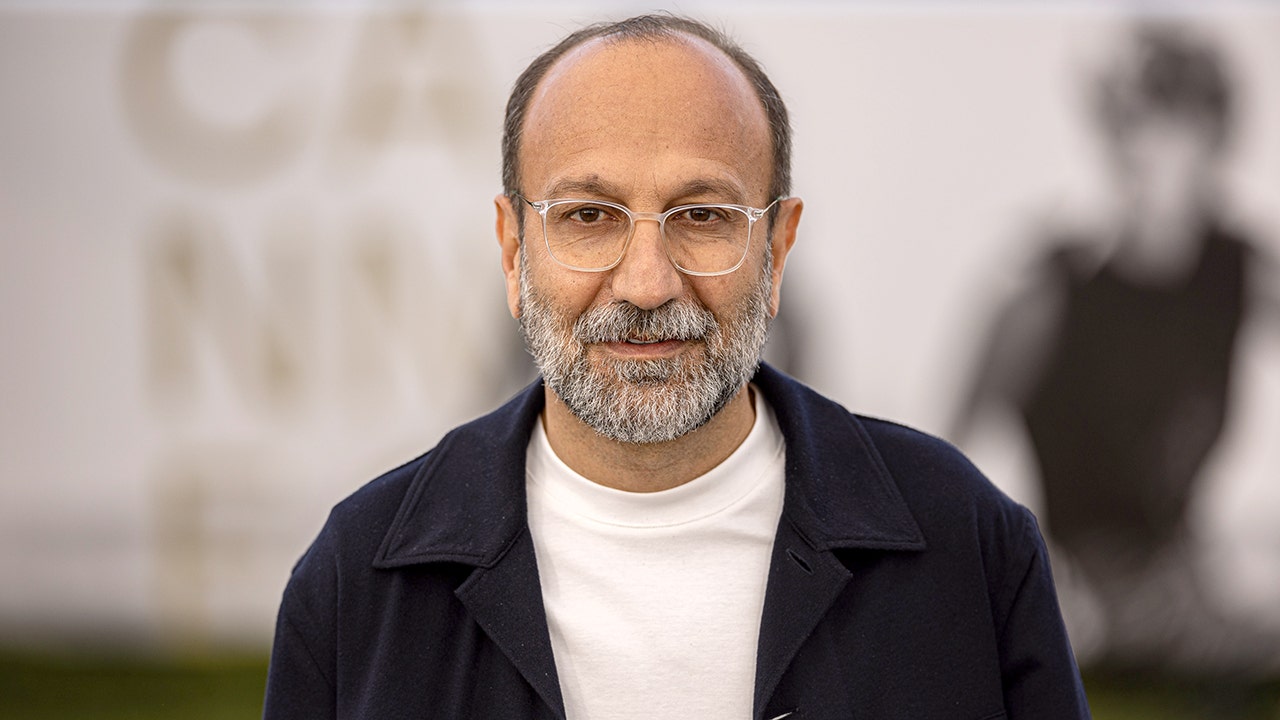 Asghar Farhadi speaking at the Rio Film Festival