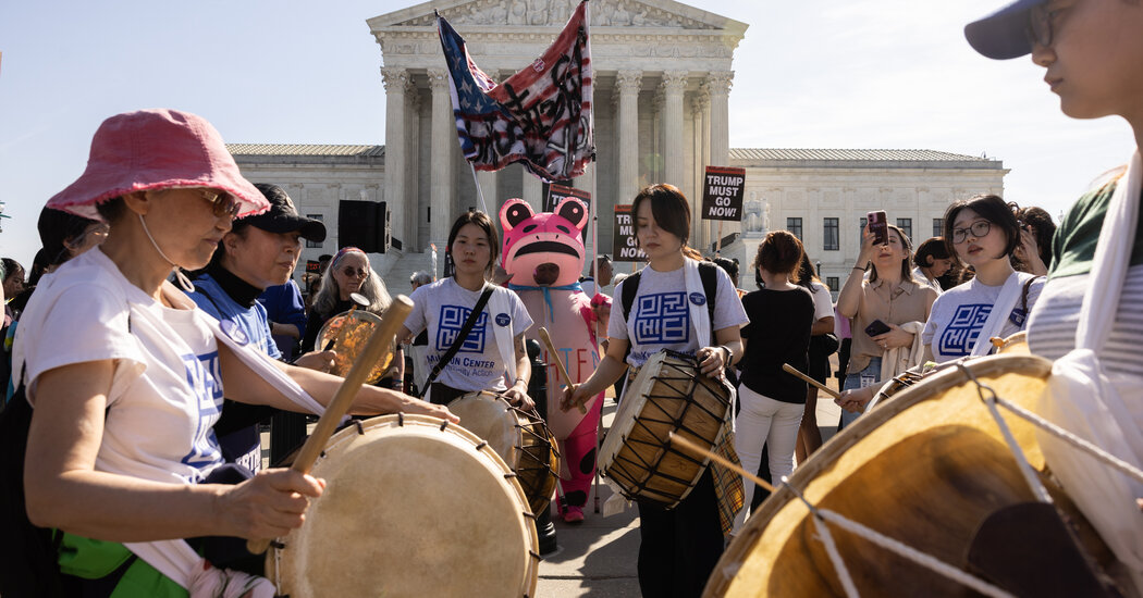 Coverage of the Supreme Court oral arguments in the birthright citizenship challenge, April 2026