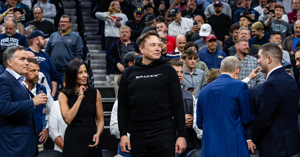 SpaceX IPO trading debut on June 12, 2026: stock closed at $161, up 19.5% from offer price.
