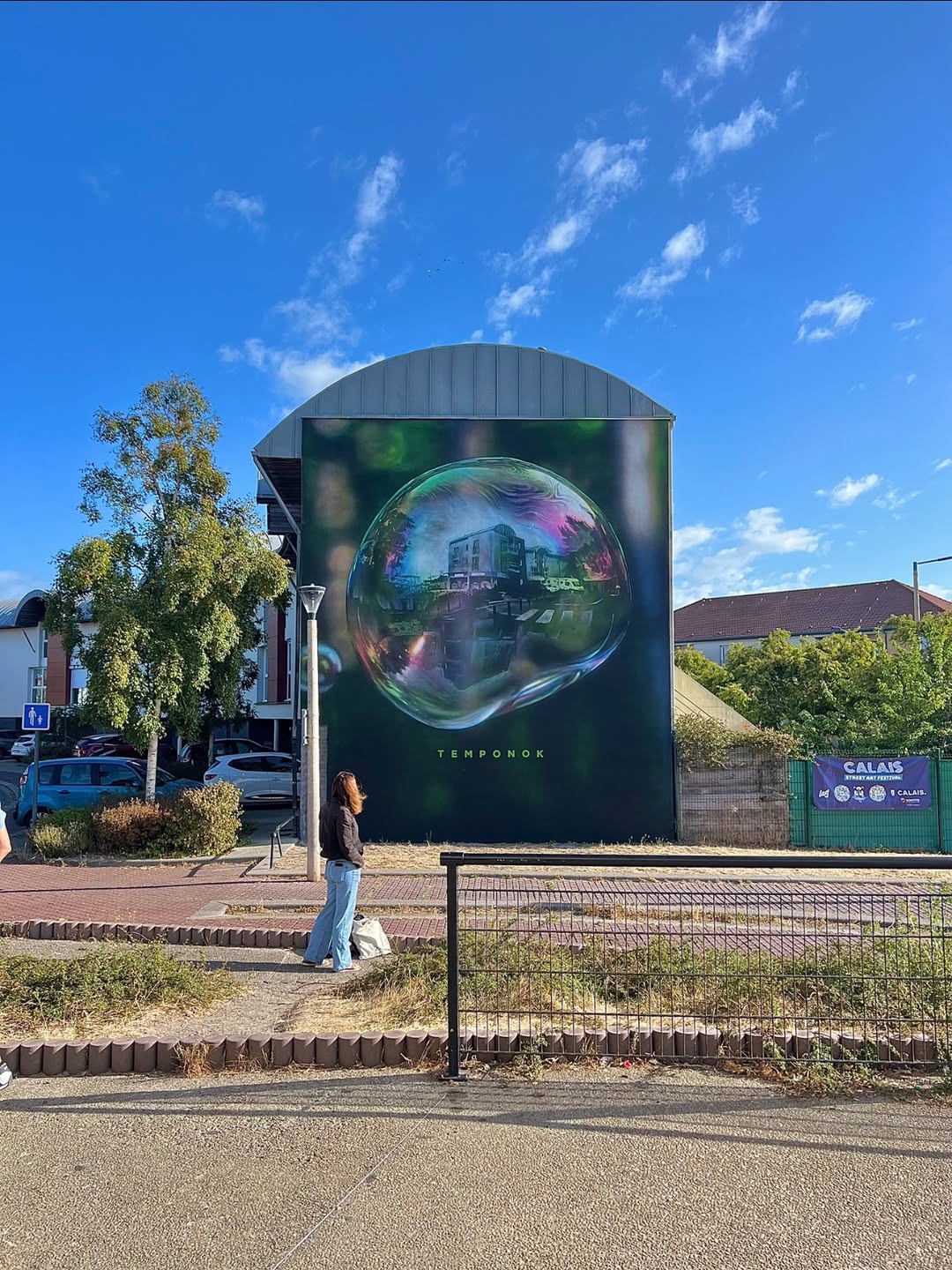 Tempo Nok's mural in Calais