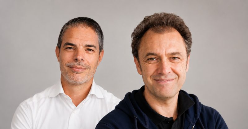 ENGO co-founders presenting their ultra-lightweight AR sports glasses to investors