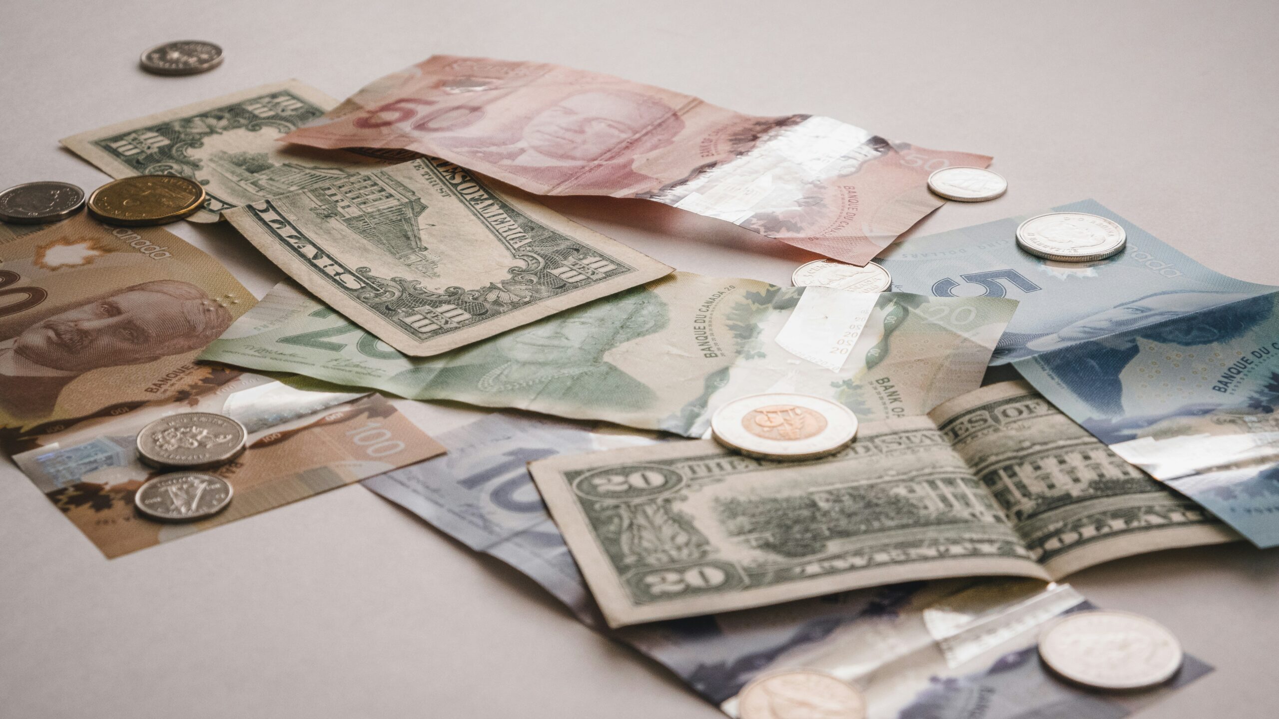 Piggy bank image illustrating UK fintech's strategic shift