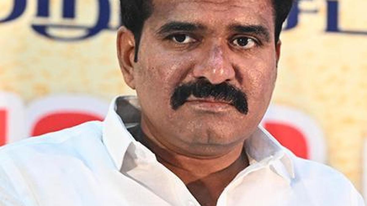 Tamil Nadu Energy Minister announcement on power shortage
