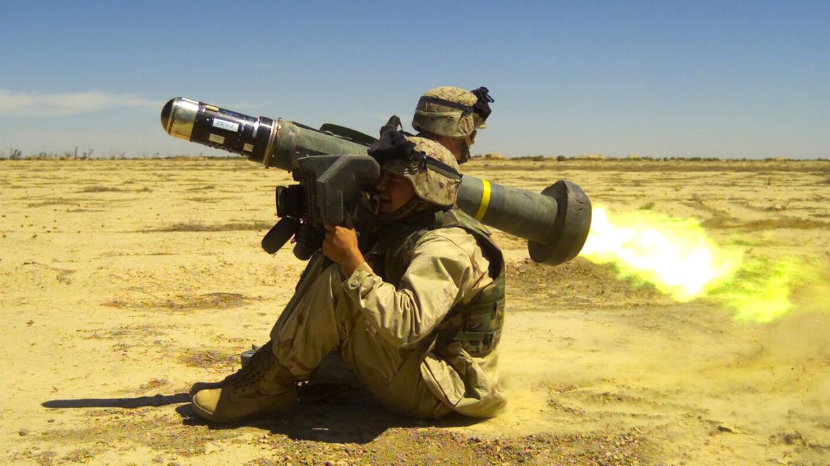 Javelin anti-tank missile system