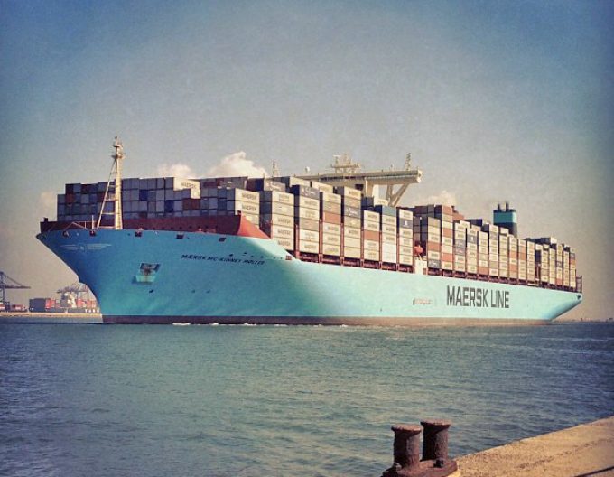 Map or graphic showing Suez Canal transit recovery