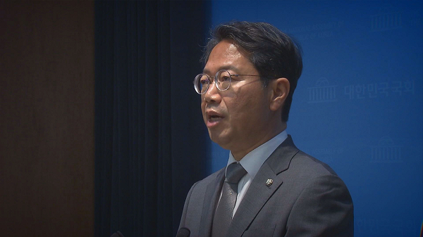 청와대 브리핑 관련 이미지