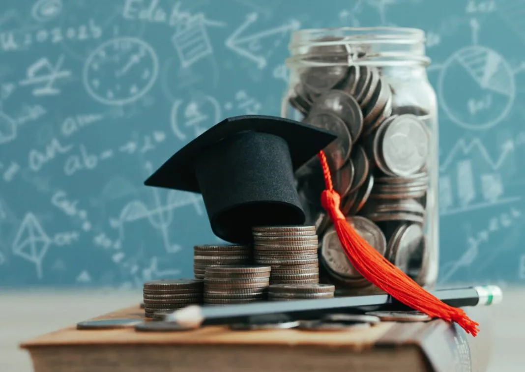 Ukrainian students receive doubled scholarship payments