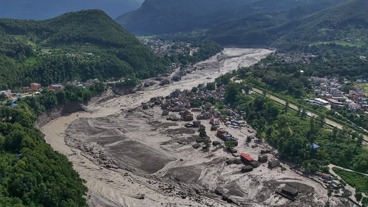 Glacier collapse aftermath