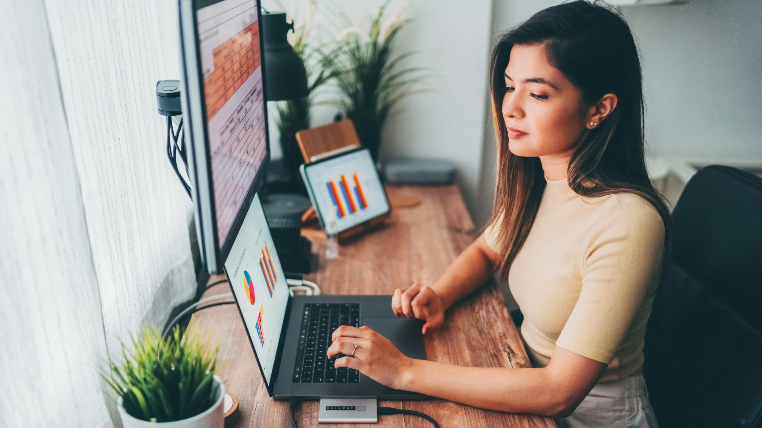 Upwork decline and virtual assistant trends