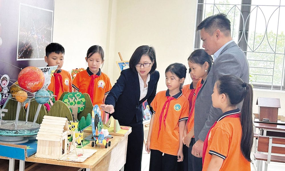 Bac Ninh students in STEM classroom activities reported by Vietnam News