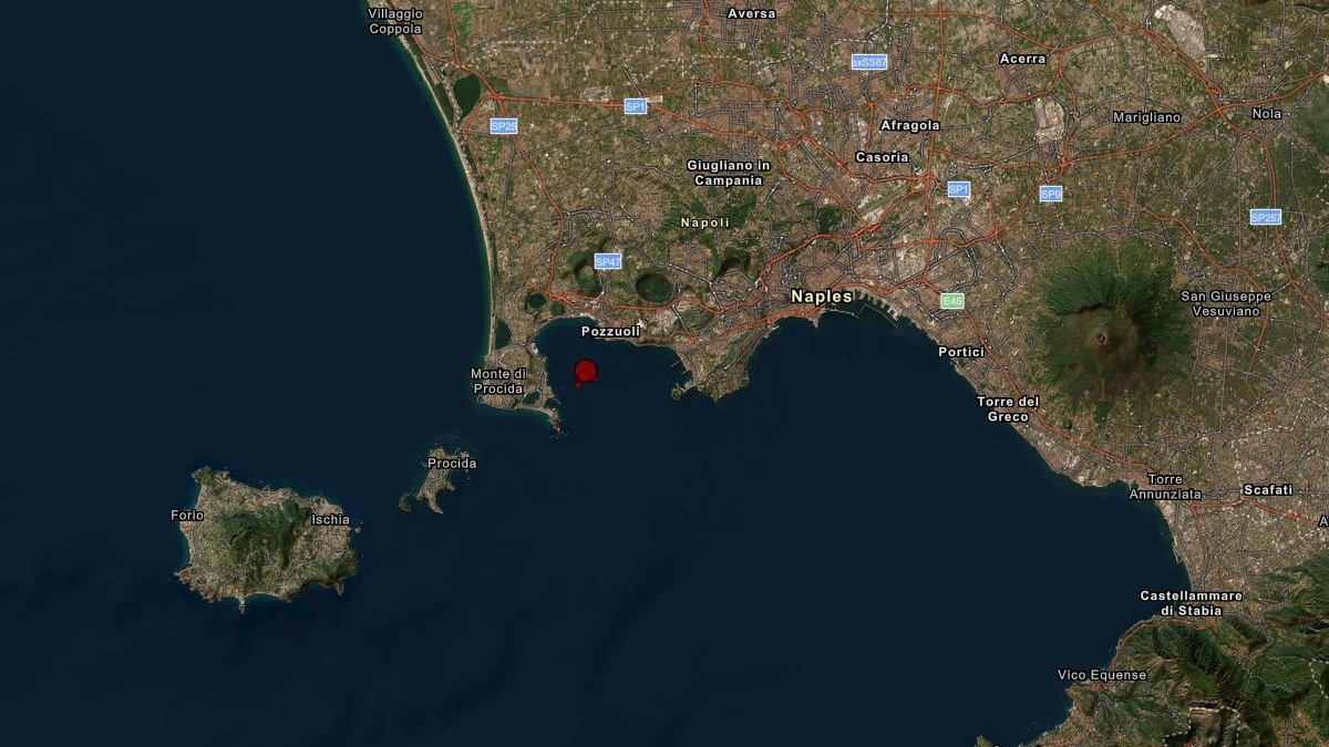 Seismic swarm activity recorded at Campi Flegrei caldera on May 21, 2026