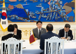 Qatari and Korean officials meeting image related to Seoul-Doha ties in biotech and AI