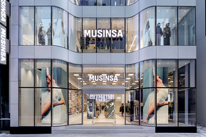 Musinsa logo and financial news graphic