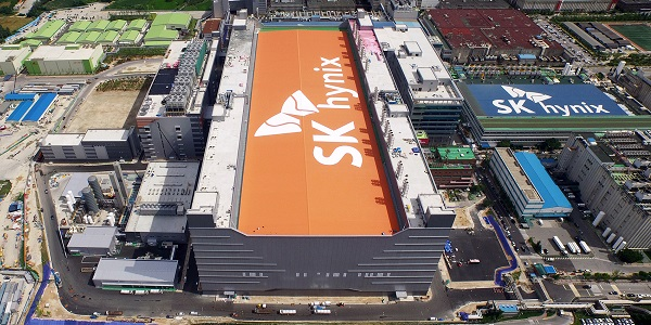 SK Hynix rally pushes SK Group past 1,000 trillion won market cap