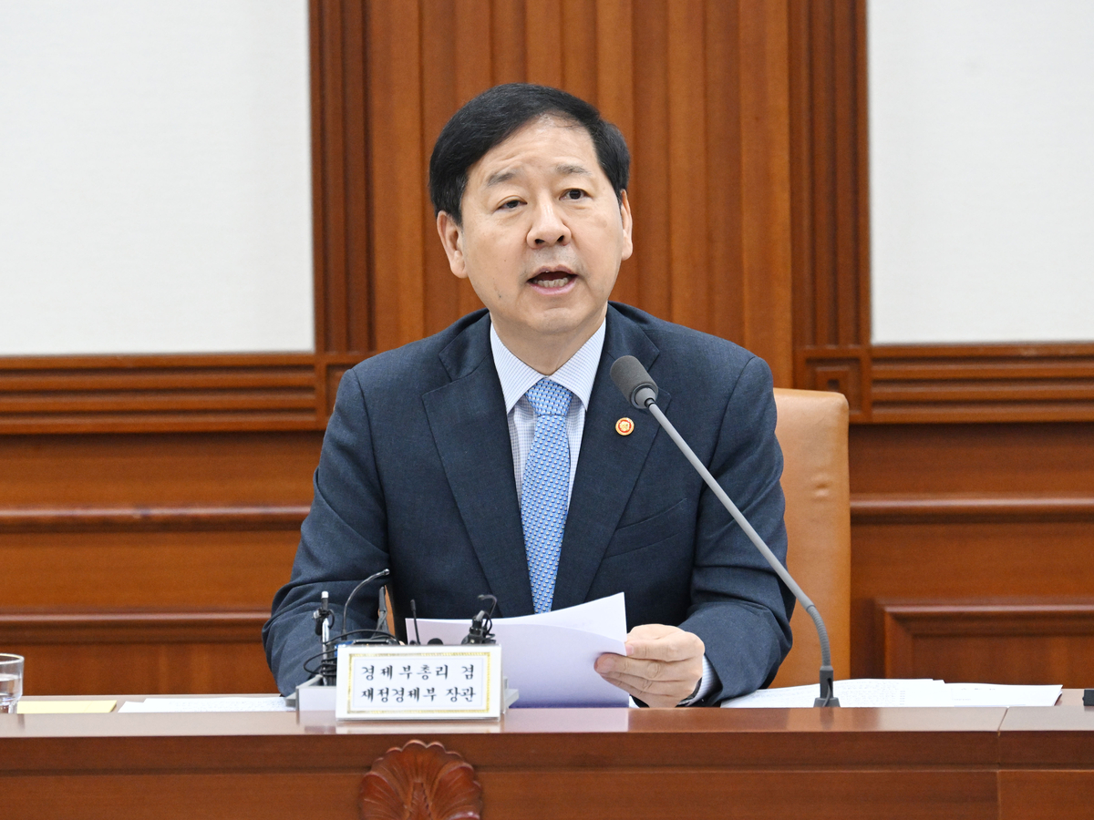 Korean government officials commit to reinvesting semiconductor boom revenues into AI and startups