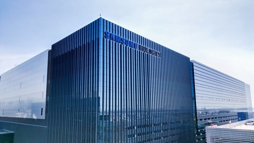 Samsung Biologics facility showcasing the company's biomanufacturing capabilities