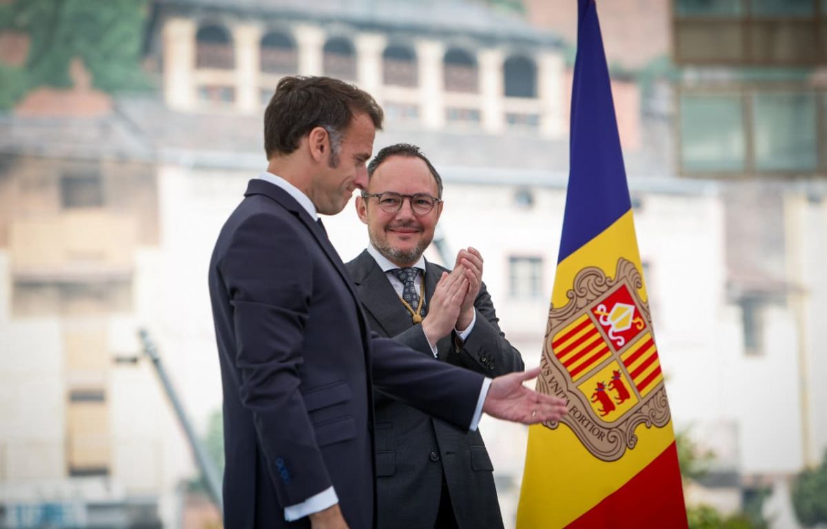 Emmanuel Macron addressing Andorran officials