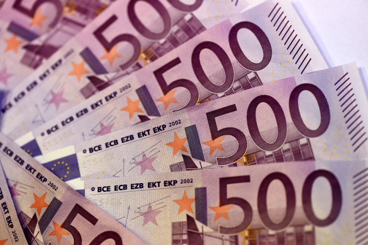 French 10-year OAT yield approaching 5% as markets price fiscal concerns