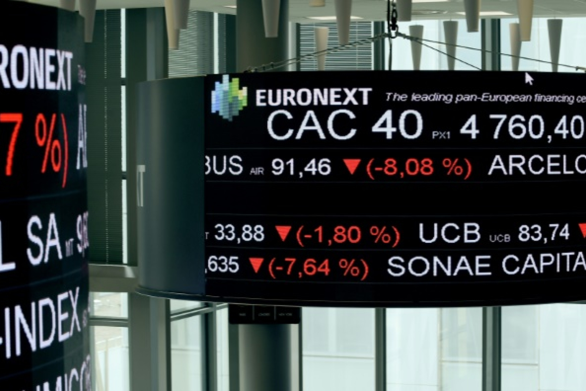 The Bourse de Paris closed in a clear drop, weighed down by soaring borrowing rates and rising oil prices