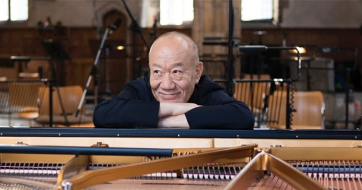 Joe Hisaishi conducting