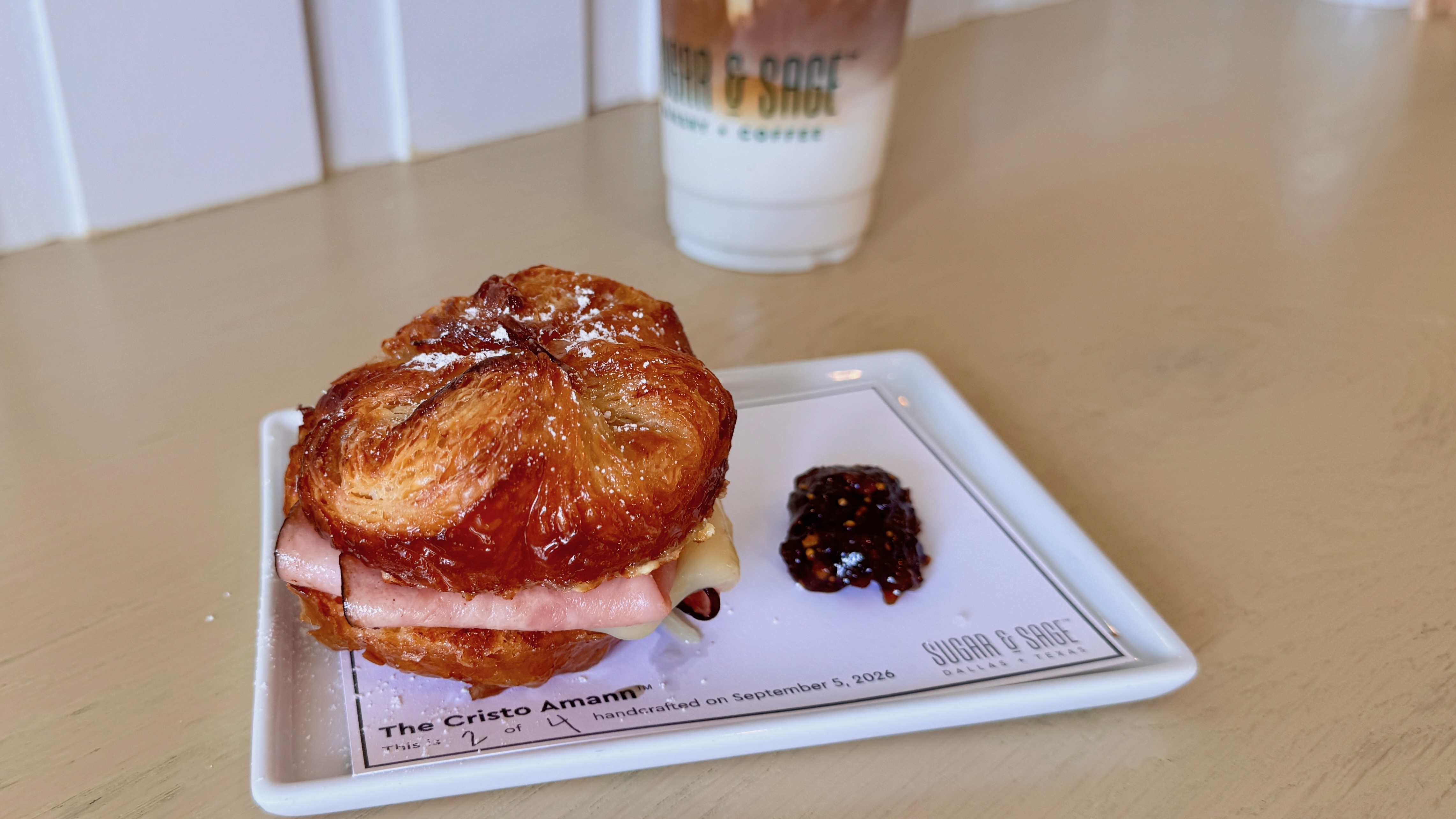 Image of the Cristo Amann pastry sandwich