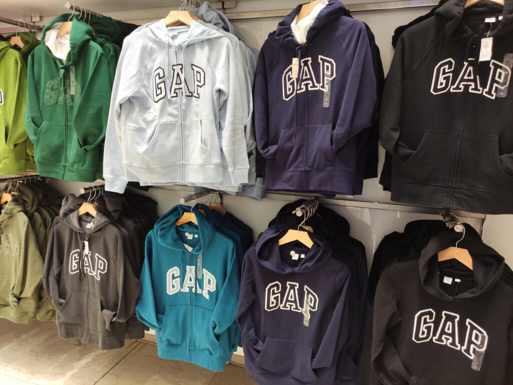 Gap ecommerce earnings chart showing quarter-over-quarter performance