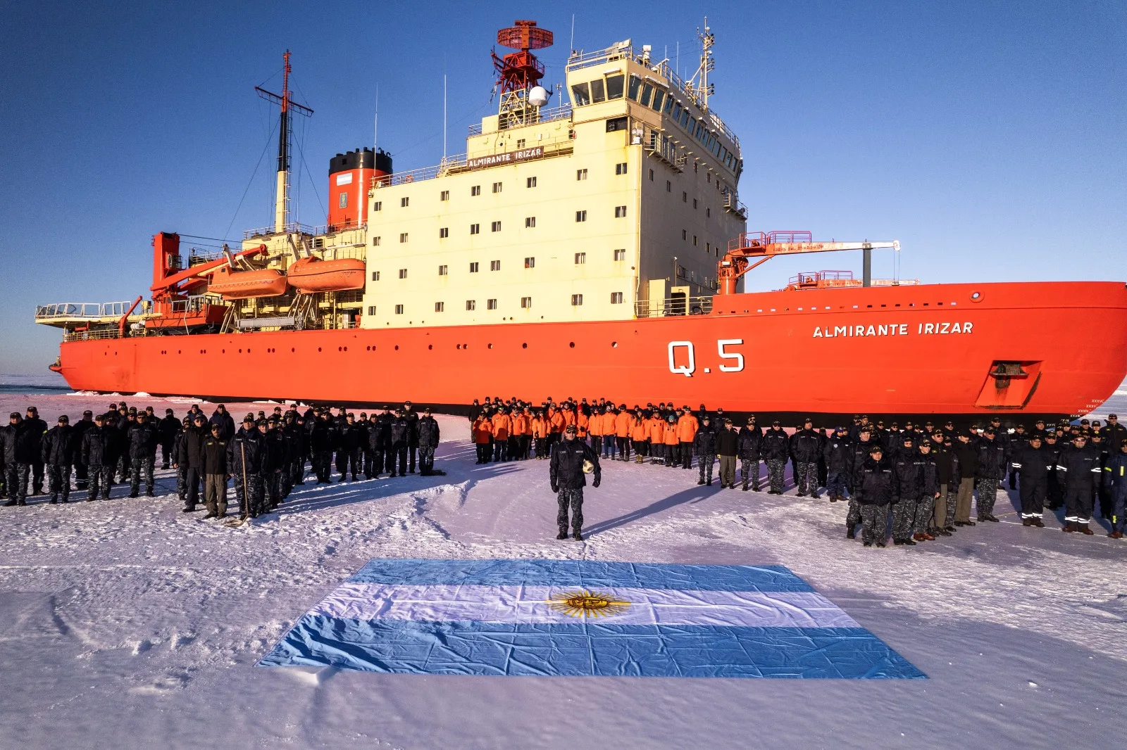 Argentine icebreaker ARA Almirante Irízar departing for Antarctic operations