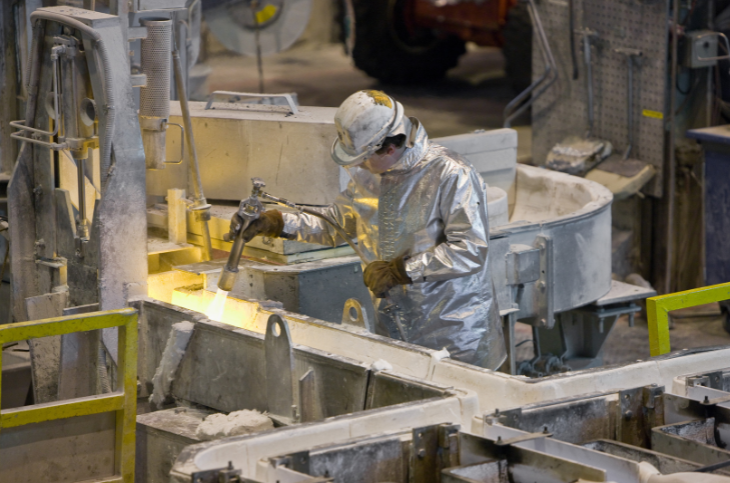 European Aluminium industry logo and commentary on ETS reform necessity