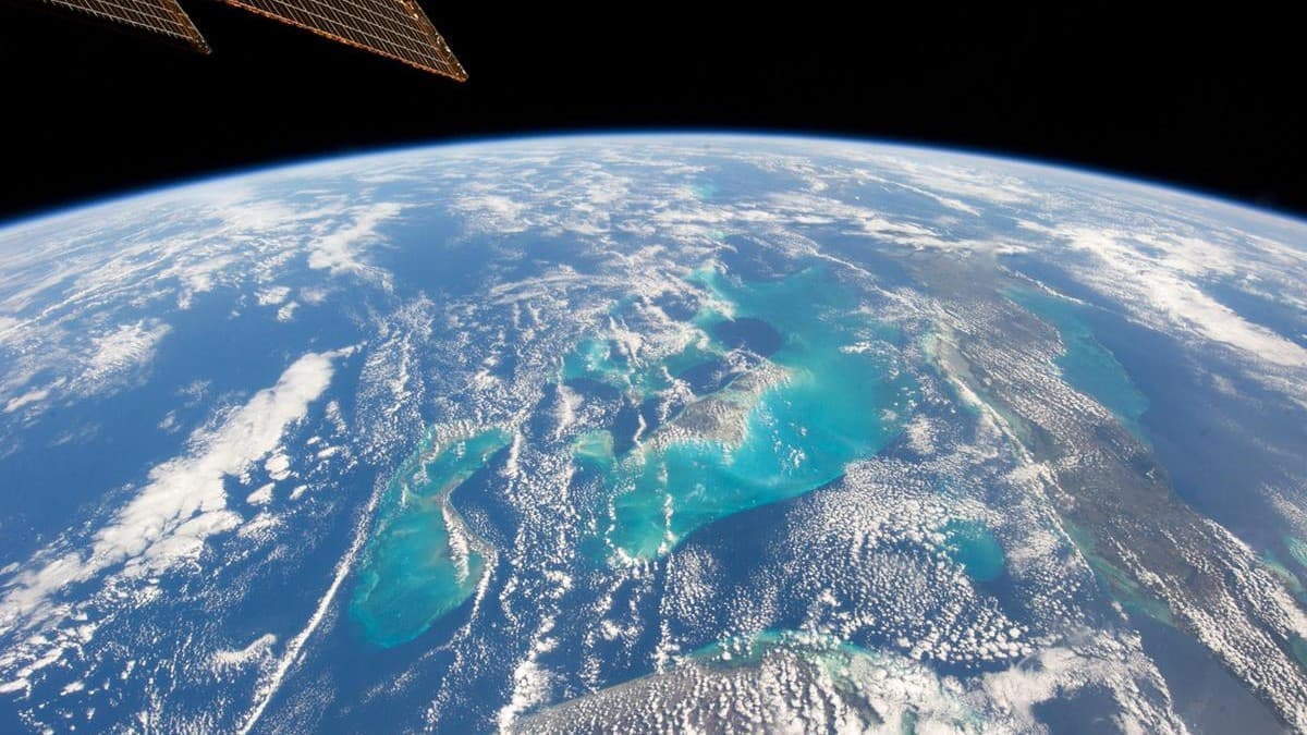 Chart showing global carbon market coverage expanding to 23% of global emissions