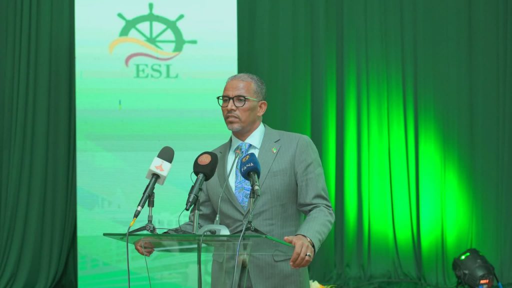 Ethiopian Shipping and Logistics Services and Ethio-Djibouti Railway officials signing cooperation agreement