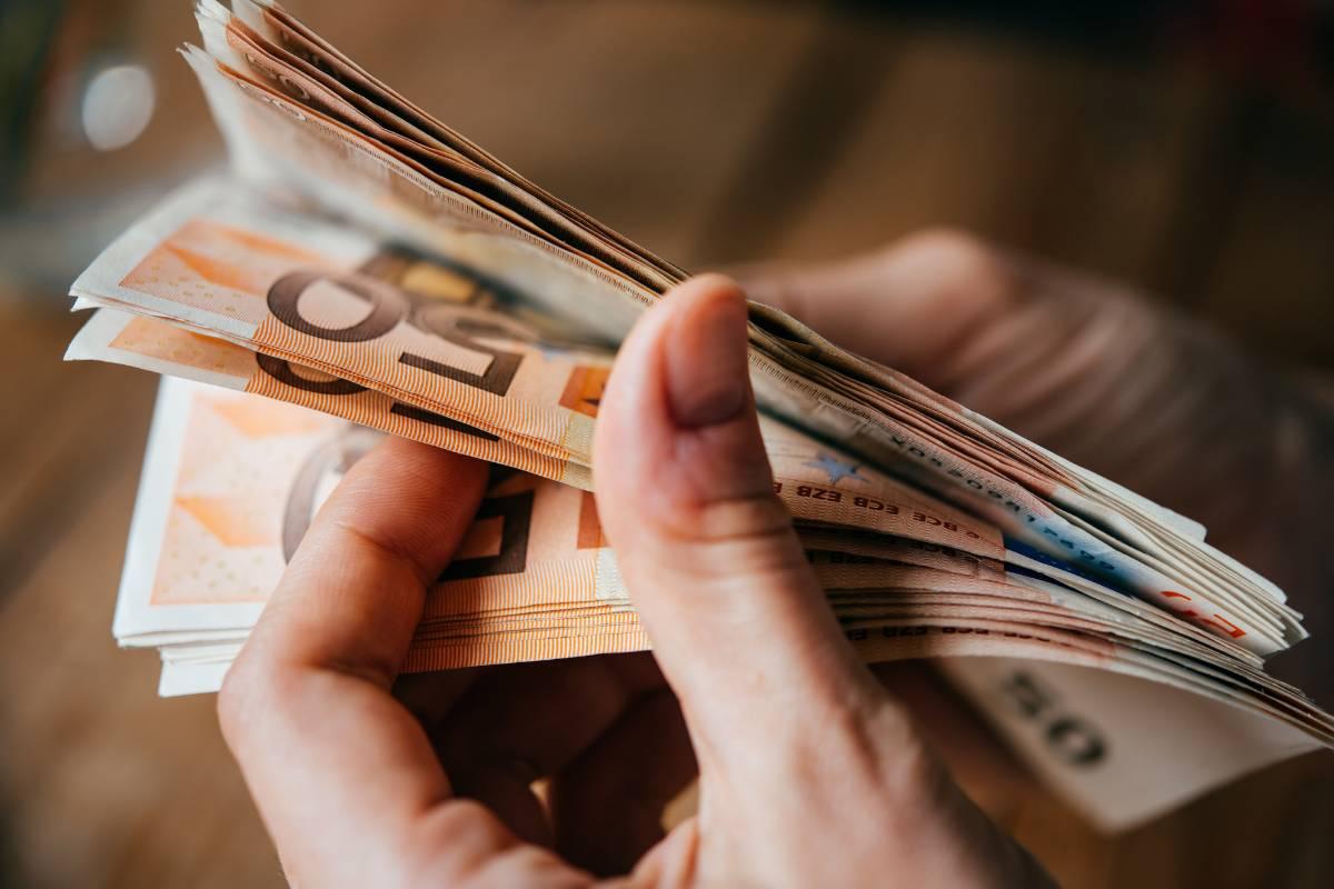 Austrian Wage News