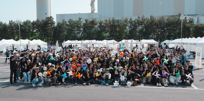 Celltrion Group CELL-LOVE MARKET charity bazaar