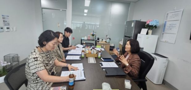 Gyeonggi Provincial Assembly Meeting