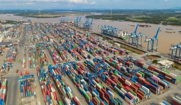 Chart showing the sharp decline in Vietnam's May trade balance