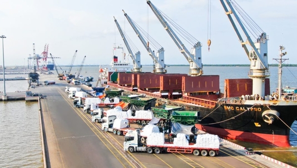 Vietnam trade deficit