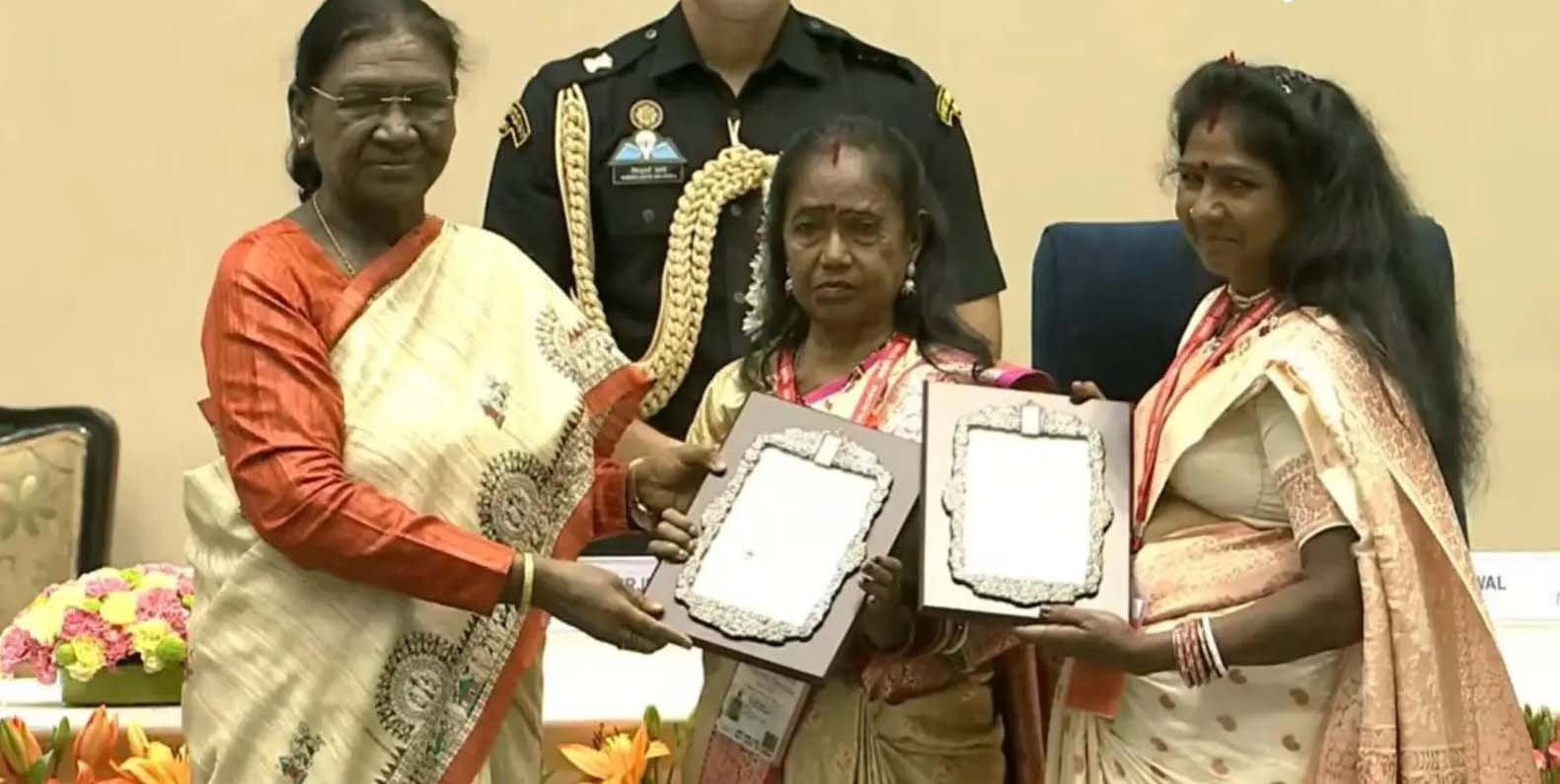 President Droupadi Murmu conferring Sangeet Natak Akademi Awards