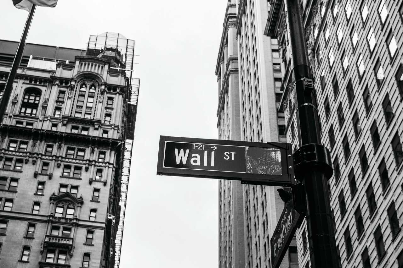 Bonds back in command on Wall Street