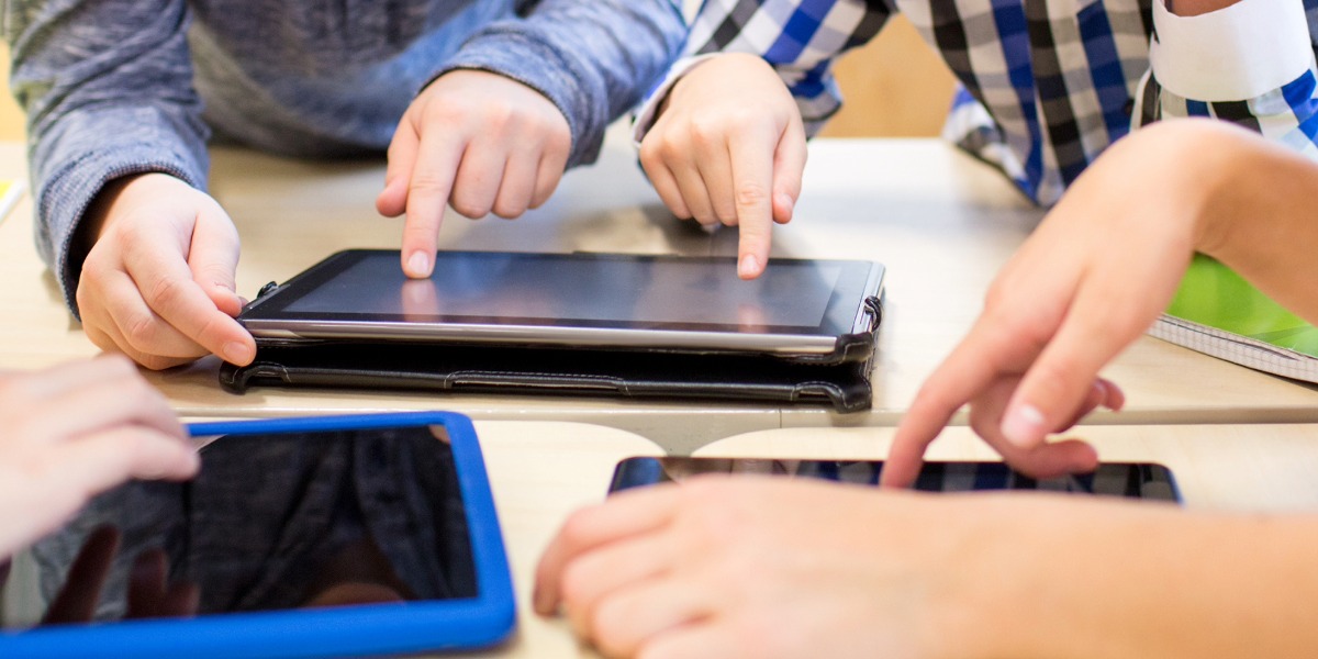 New England Times report on New South Wales school screen-time caps