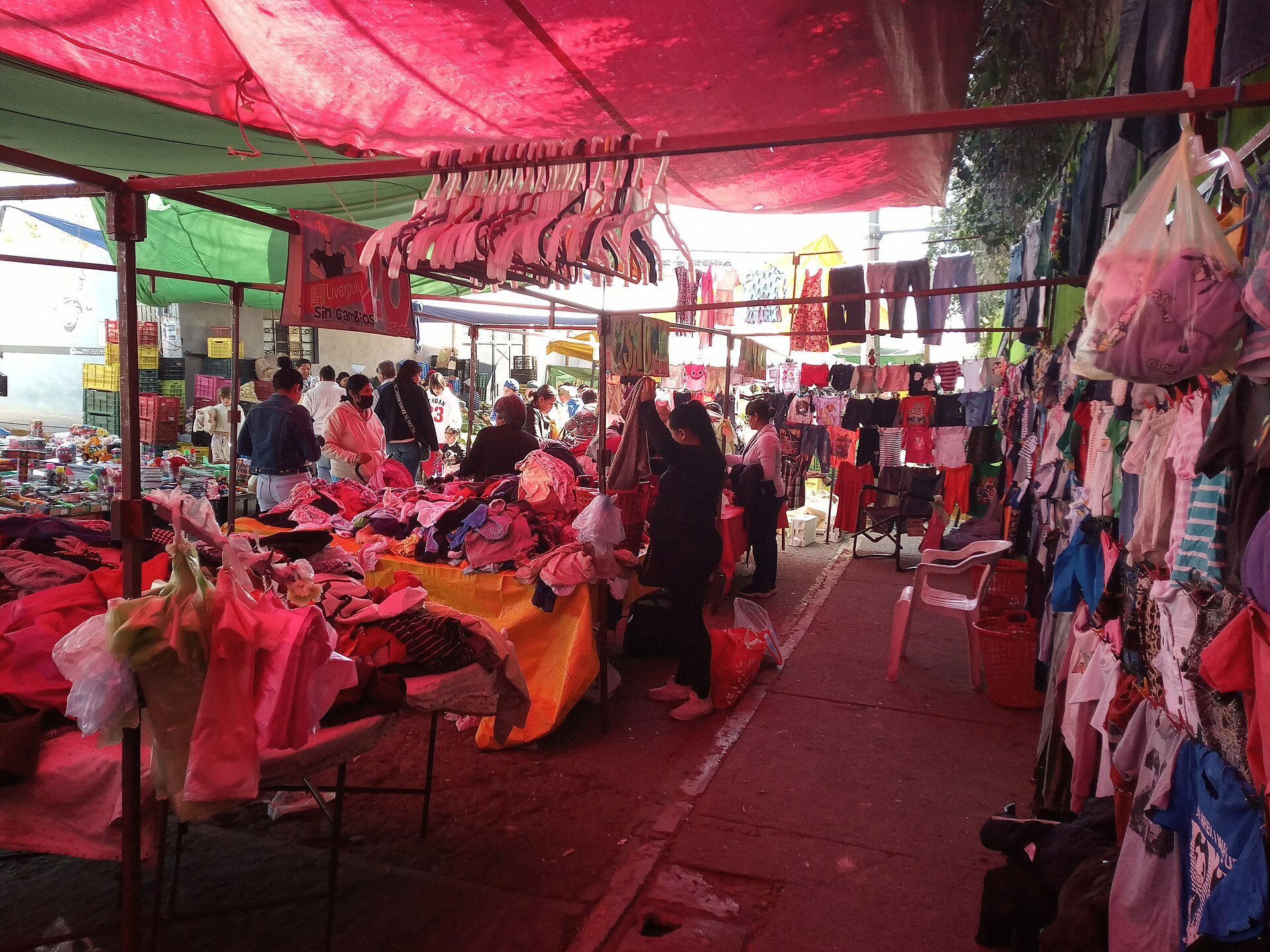 Mexico's bill lets security ministries vet foreign stakes above 49 percent