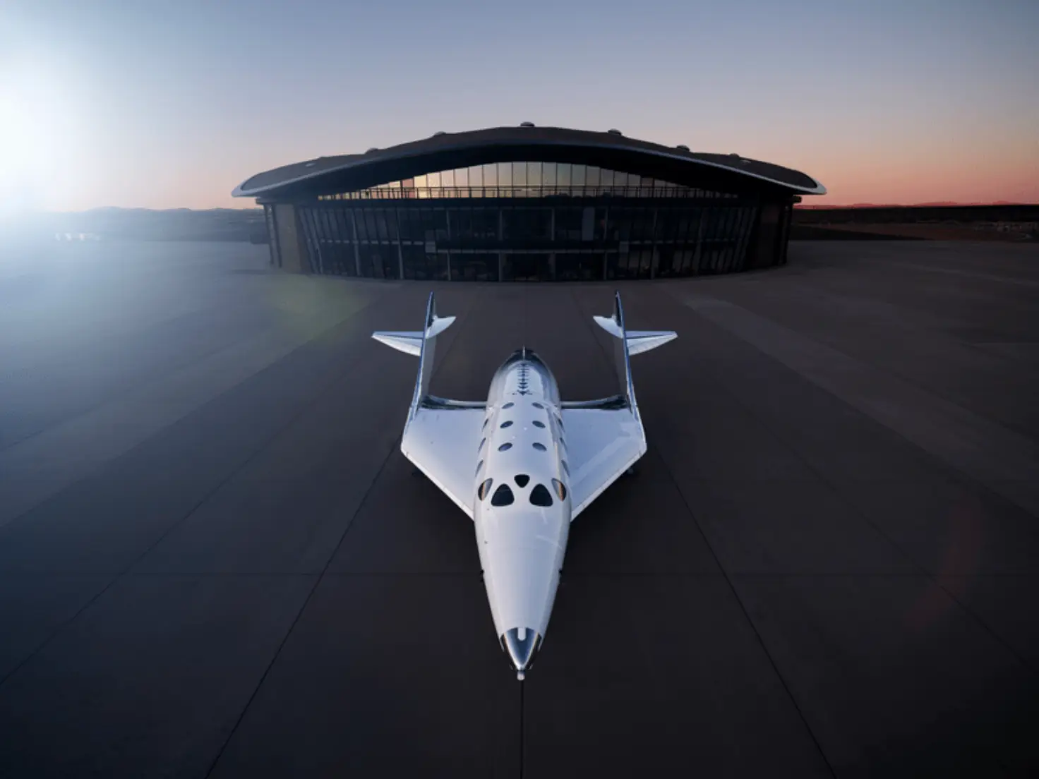Virgin Galactic spacecraft preparing for suborbital flight