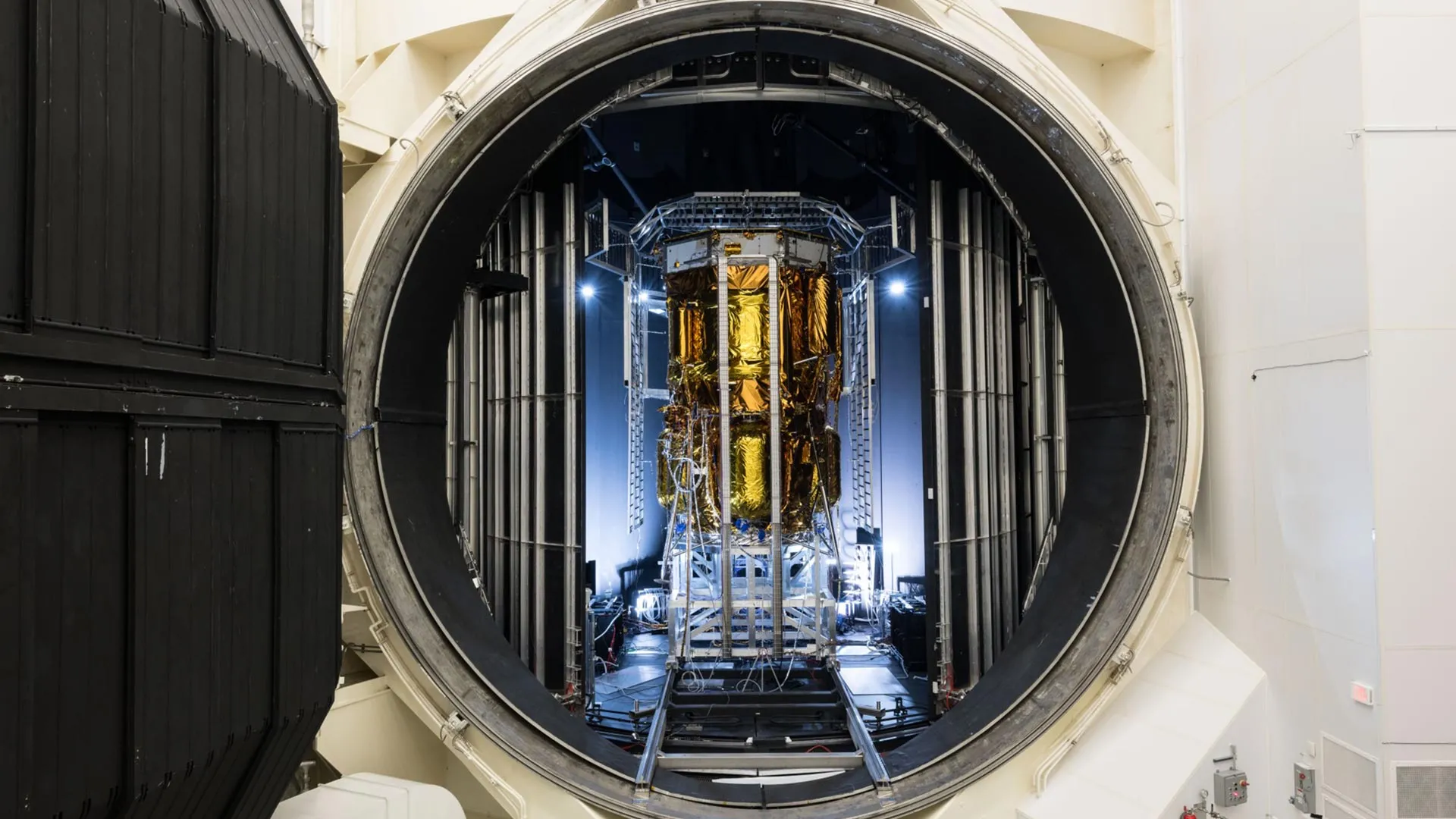 Blue Origin's Blue Moon Mark 1 lander undergoing environmental testing to prepare for lunar missions.