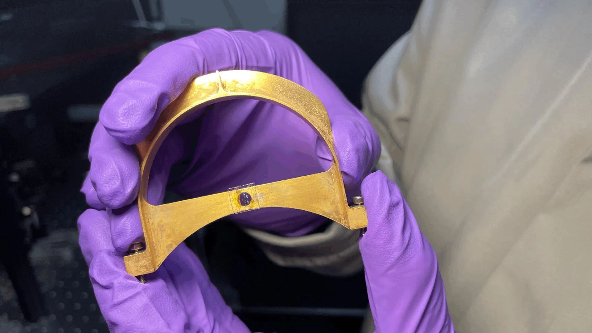 Stanford twisted-light quantum entanglement setup